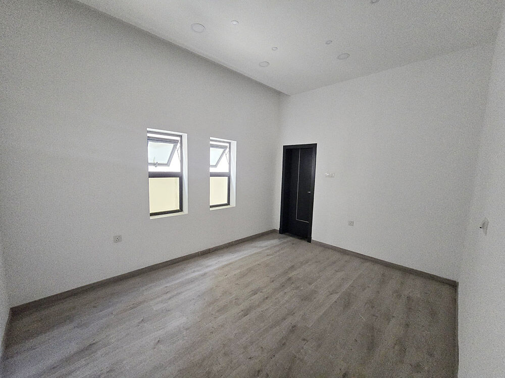Galali, Offices, BHD 200,  80 Sq. Meter,  Office Space For Rent In Galali - Sea View - Elevator - Large Hall