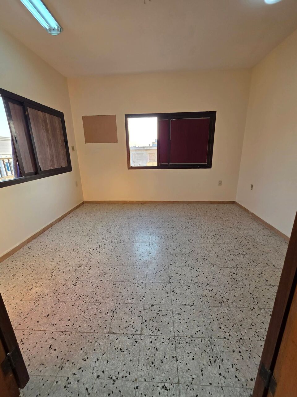 Khobar, Apartments, Flats, Houses & Villas, 4 BR,  2 FAMILY APARTMENTS FOR RENT Layout: 4 Bedrooms + Living Room 2 Bathrooms Kitchen Balcony