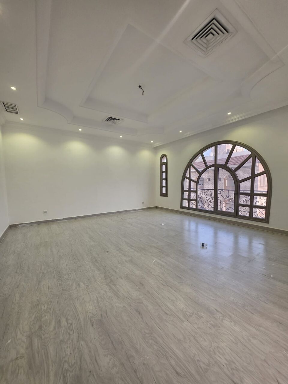 Kuwait City, Apartments, Flats, Houses & Villas, KWD 650/month,  3 BR,  Apartment For Rent In Al-Salam (for Small Kuwaiti Families Only).
