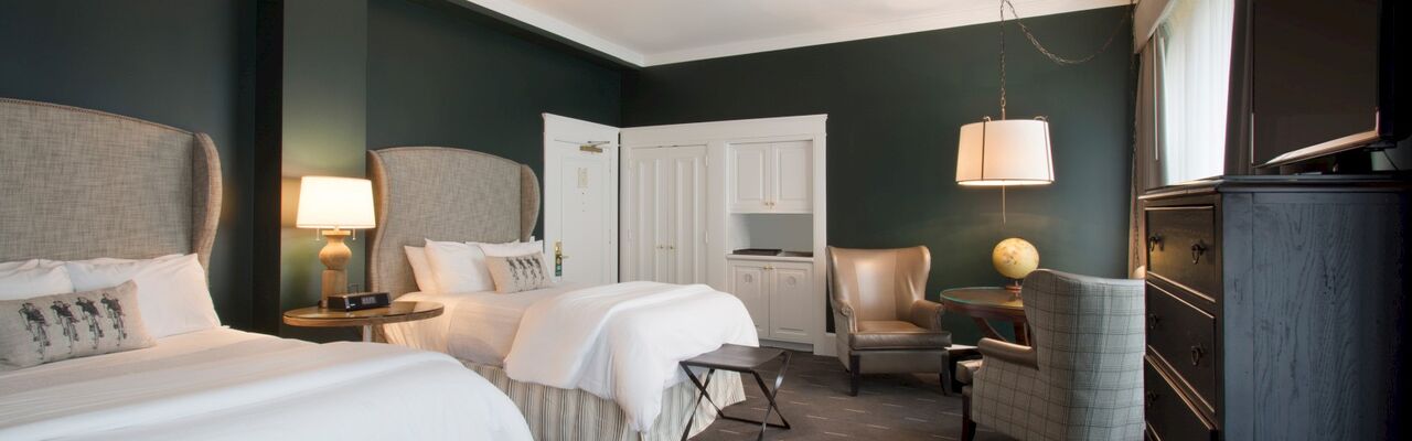 New York, Travel, Luxury Hotel Rooms & Suites In Downtown Portland