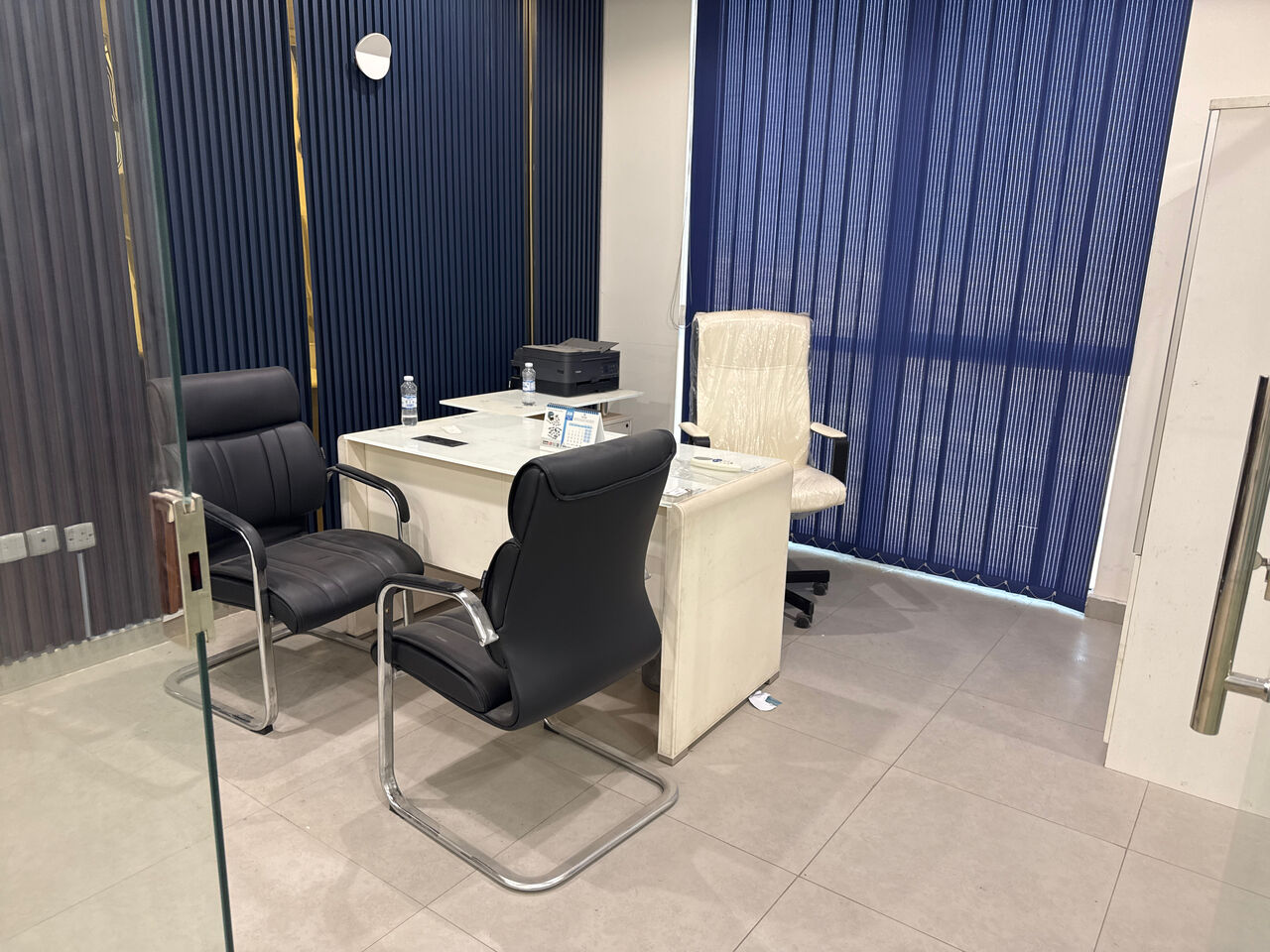 Dammam, Furniture, SAR 1200,  2 Office Furntiure Complete Set  , 2 Work Station With Chair , 3 Pc Visitmg Vhair With Ta