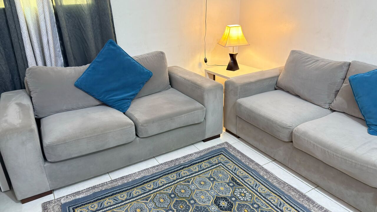 Riyadh, Furniture, SAR 1000,  Branded Sofa Set For Sale In Good Condition