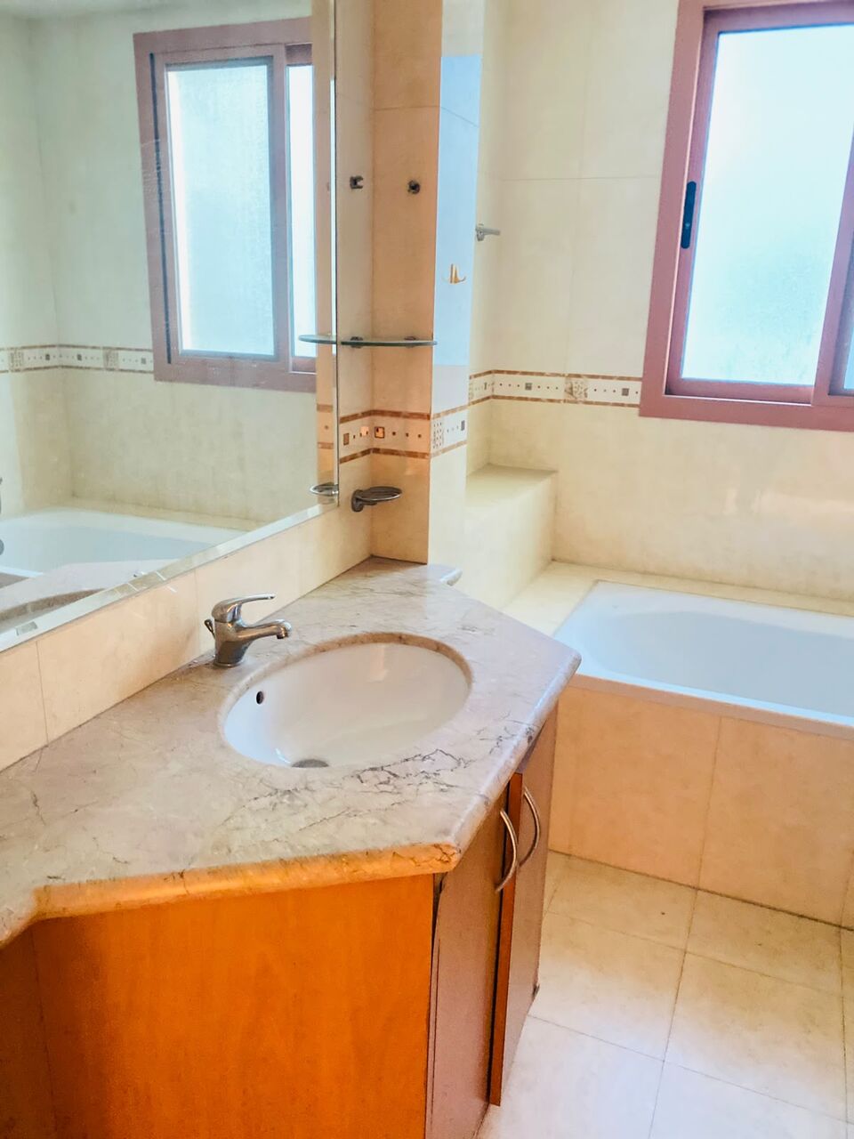 Manama, Apartments, Flats, Houses & Villas, BHD 500/month,  2 BR,  Two Bedrooms Flat For Rent Without EWA|With Acs