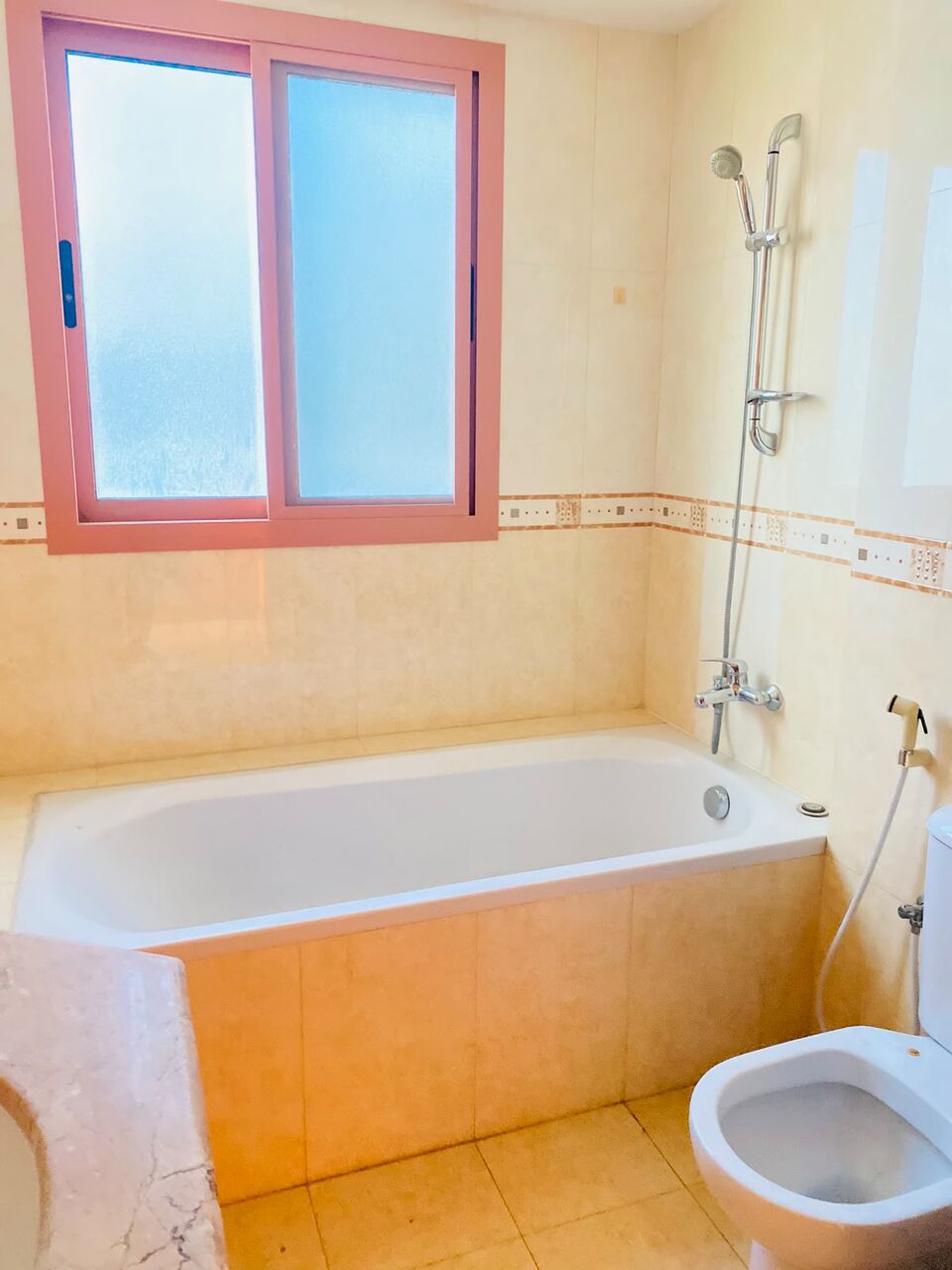 Manama, Apartments, Flats, Houses & Villas, BHD 500/month,  2 BR,  Two Bedrooms Flat For Rent Without EWA|With Acs