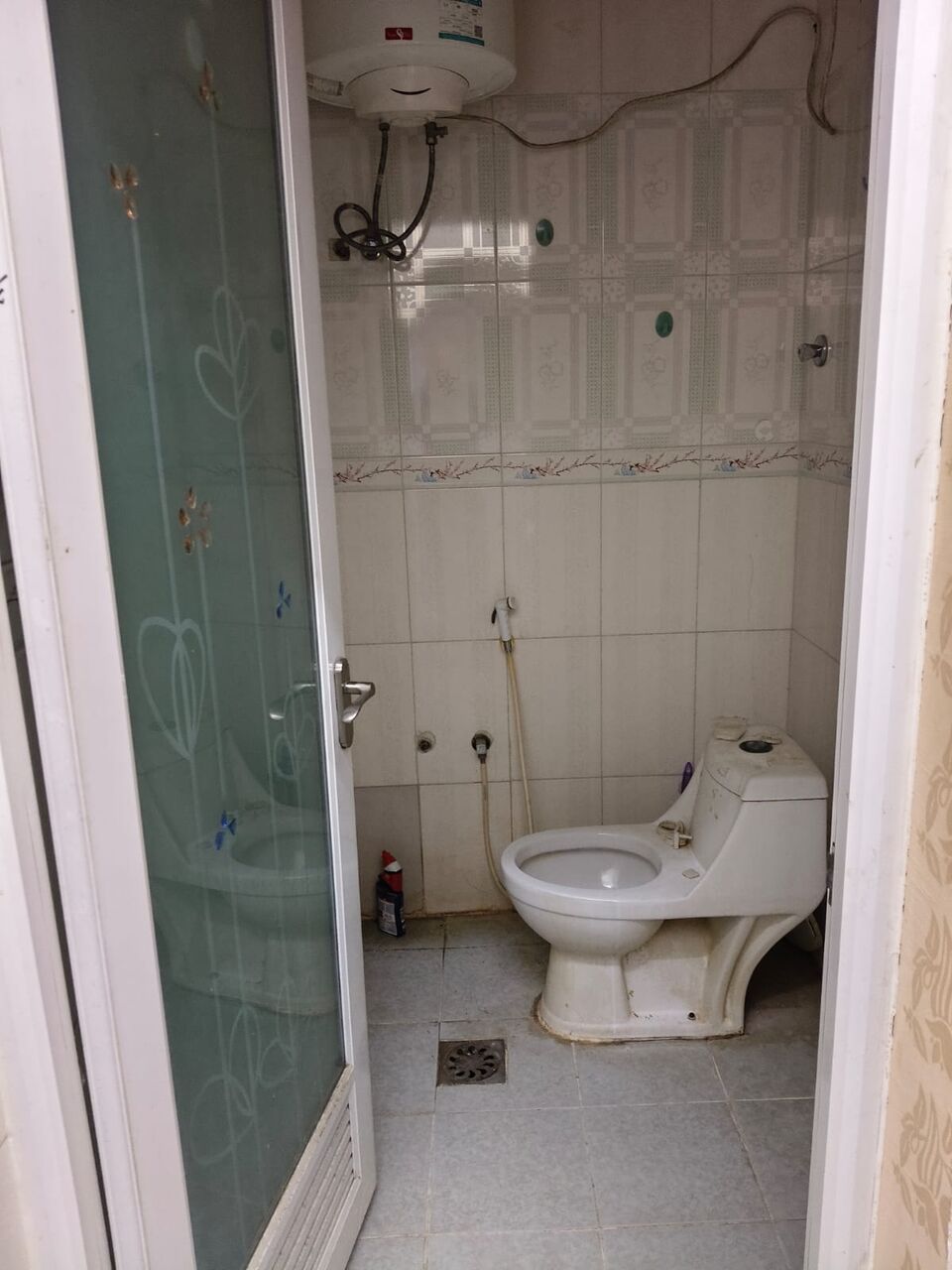 Al Thuqbah, Apartments, Flats, Houses & Villas, SAR 17400/year,  3 BR,  700 Sq. Feet,  3 BHK With Two Toilet  (Going To Final Exit) For Family Only