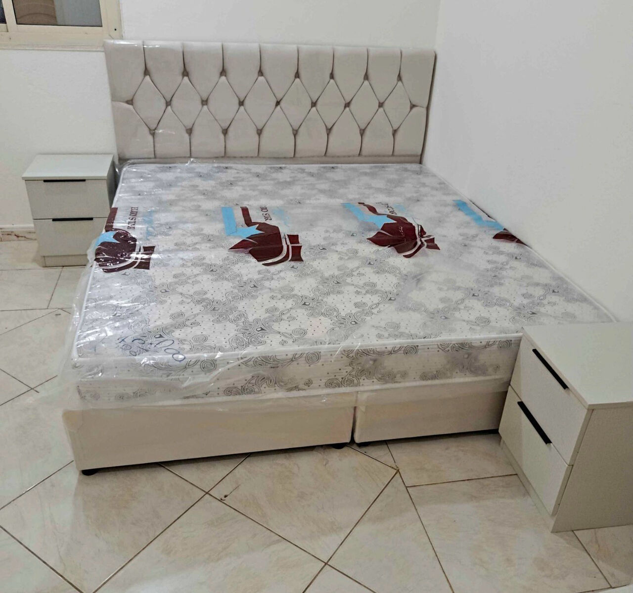 Jeddah, Furniture, SAR 5,  Premium Medium Bedroom Set With 3-Door Wardrobe | Modern & Stylish Furniture