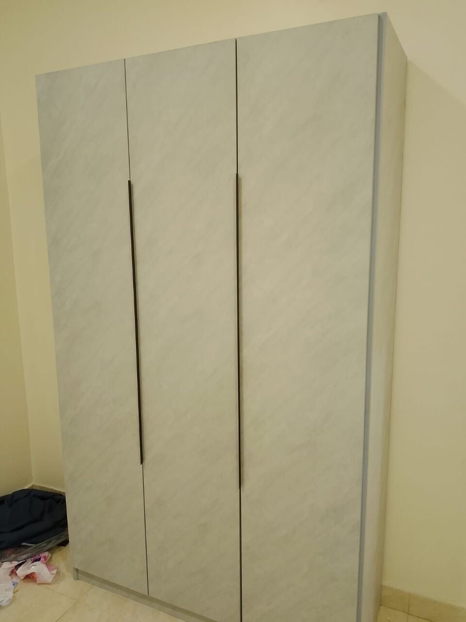 Jeddah, Furniture, SAR 5,  Premium Medium Bedroom Set With 3-Door Wardrobe | Modern & Stylish Furniture