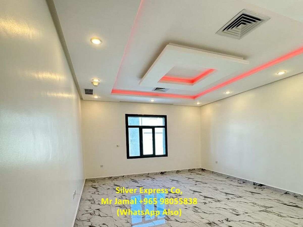 Funaitees, Apartments, Flats, Houses & Villas, KWD 800/month,  5 BR,  200 Sq. Meter,  5 Bedroom Villa Floor With Balcony For Rent In Finatees.