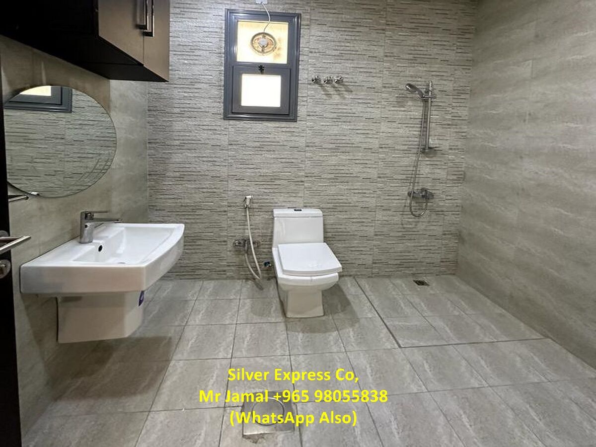 Funaitees, Apartments, Flats, Houses & Villas, KWD 800/month,  5 BR,  200 Sq. Meter,  5 Bedroom Villa Floor With Balcony For Rent In Finatees.
