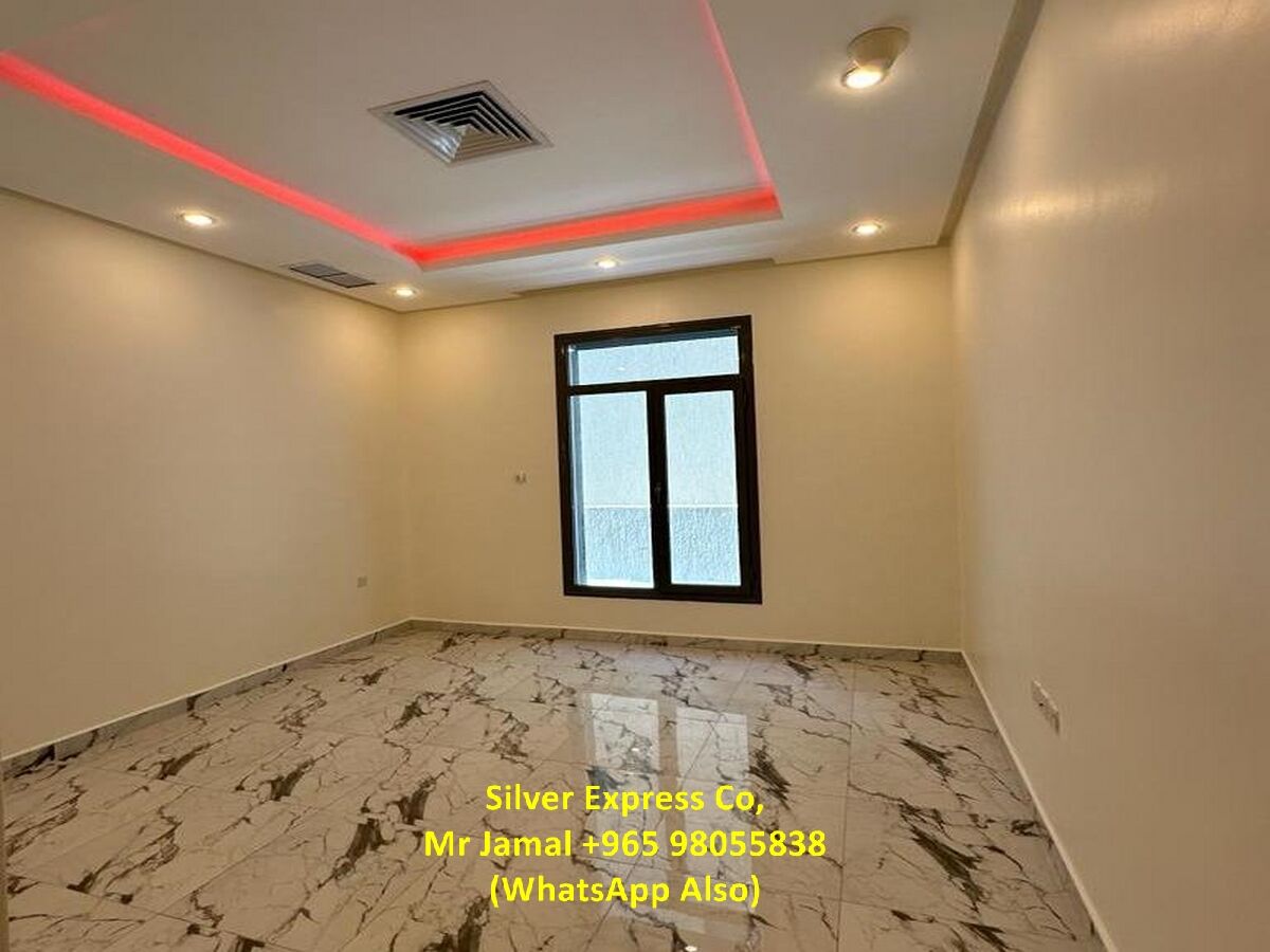 Funaitees, Apartments, Flats, Houses & Villas, KWD 800/month,  5 BR,  200 Sq. Meter,  5 Bedroom Villa Floor With Balcony For Rent In Finatees.