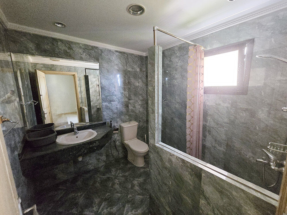 Janabiya, Villas, BHD 900,  350 Sq. Meter,  Spacious 5BR Villa With Private Garden For Rent In Janabiya &ndash; BD 900