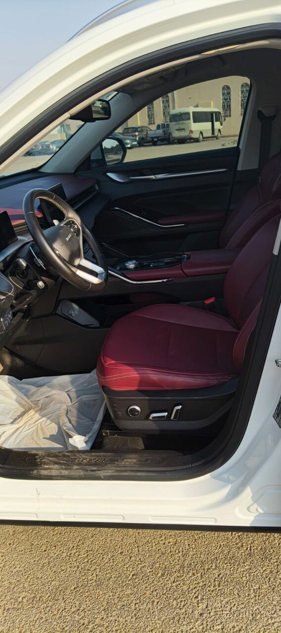Riyadh, Vehicles, Cars & Trucks , SAR 46000,  Great Wall Haval H6,  2023,  Automatic,  164000 KM,  Haval H6 Half Full Option  Model  ,