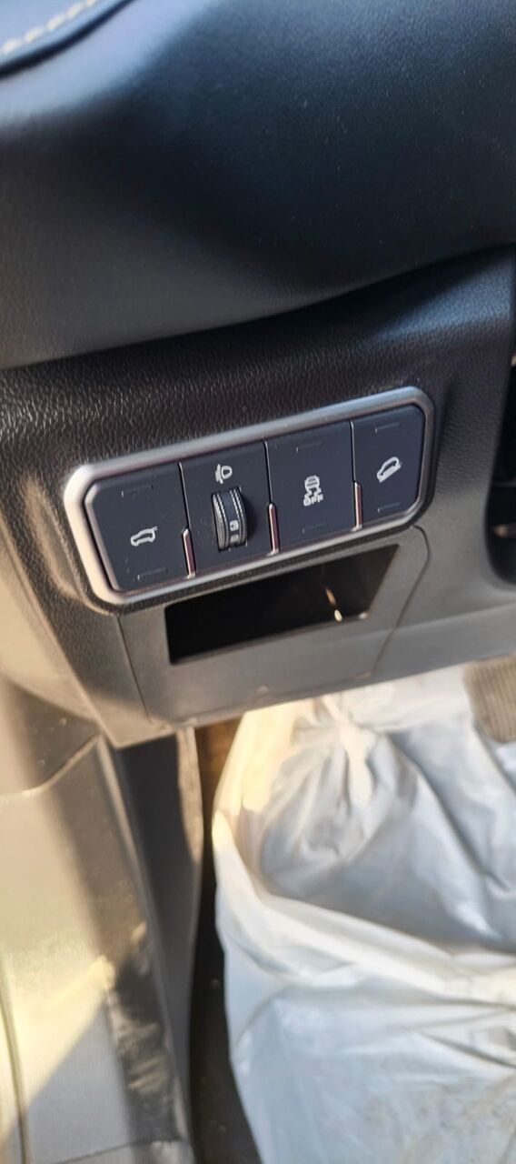 Riyadh, Vehicles, Cars & Trucks , SAR 46000,  Great Wall Haval H6,  2023,  Automatic,  164000 KM,  Haval H6 Half Full Option  Model  ,