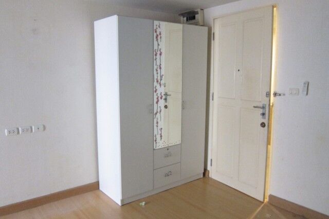 Bangkok, Real Estate For Sale, THB 1550000,  1 BR,  28 Sq. Meter,  ขายคอนโด แฮปปี้คอนโด แอนด์ สปอร์ต