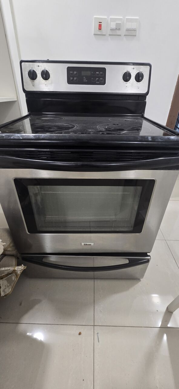 Riyadh, Household Items, SAR 1650,  Gibson Stove For Sale (Full Electric)