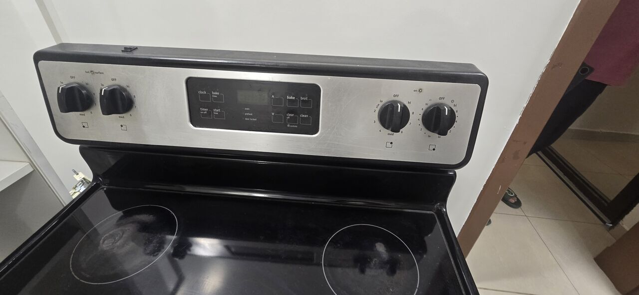 Riyadh, Household Items, SAR 1650,  Gibson Stove For Sale (Full Electric)