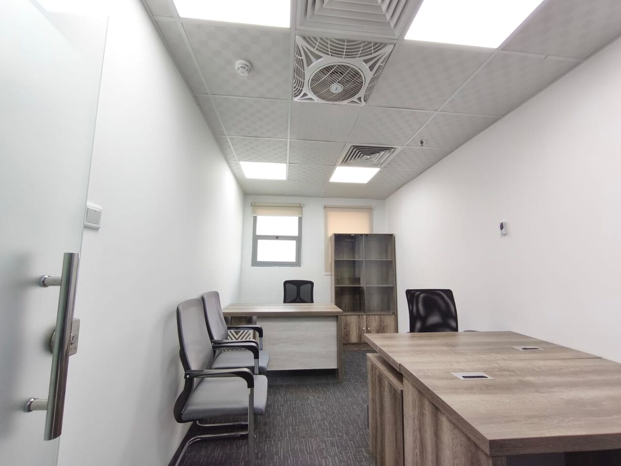 Dubai, Offices, AED 24999,  154 Sq. Feet,  155 Sqft Office Space Available For Rent In Dubai