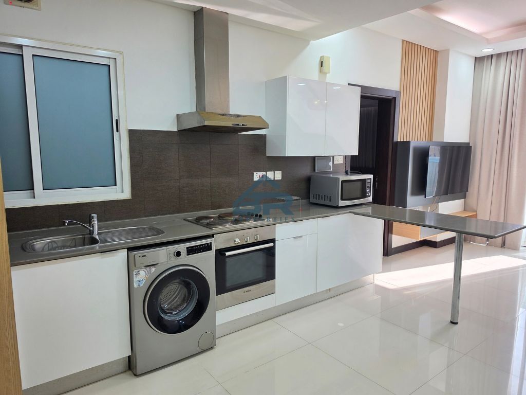 Manama, Apartments, Flats, Houses & Villas, BHD 500/month,  2 BR,  Fully Furnished Two Bedroom Apartment Situated In Seef