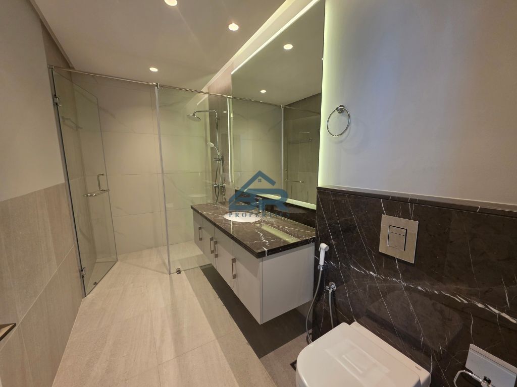 Manama, Apartments, Flats, Houses & Villas, BHD 1100/month,  2 BR,  Fully Furnished 2 Bedroom Duplex
