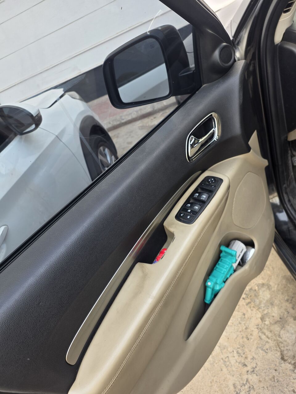 Jeddah, Vehicles, Cars & Trucks , SAR 38000,  Dodge Durango,  2015,  Automatic,  332000 KM,