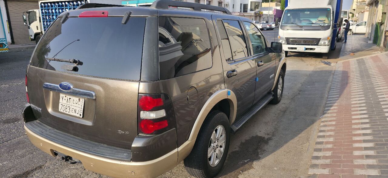Jeddah, Vehicles, Cars & Trucks , SAR 17000,  Ford Explorer,  2008,  Automatic,  389000 KM,