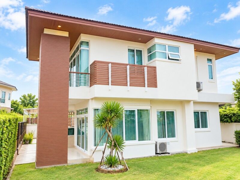 Bangkok, Villas, THB 49999,  108 Sq. Feet,  พร้อมเฟอร์ฯ  บูเลอวาร์ด โลตัส ศรีราช