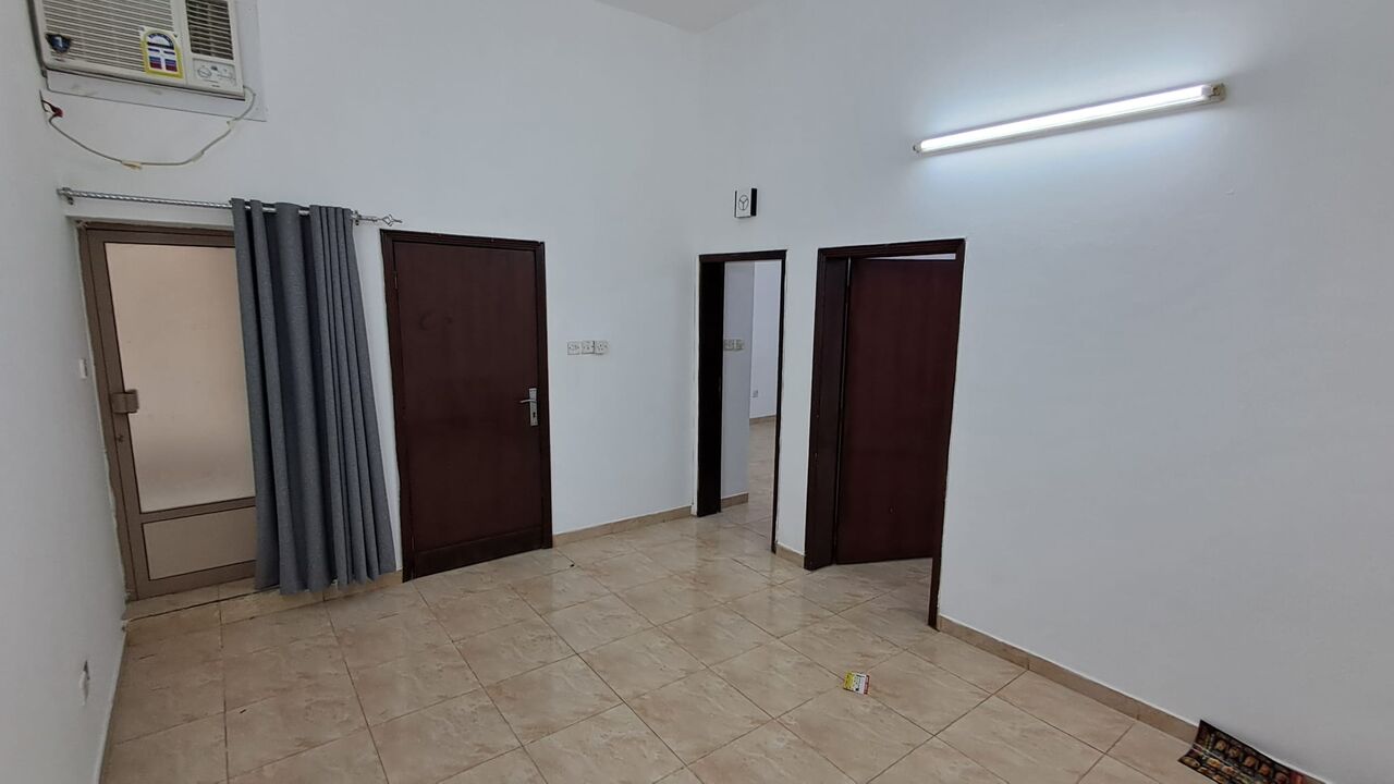 Ras Rumman, Apartments, Flats, Houses & Villas, BHD 200/month,  2 BR,  Semi Furnished Flat For Rent EWA Inclusive At Good Location