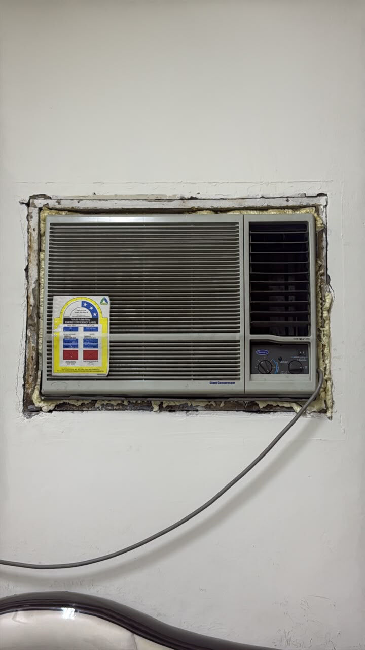 Al Aziziyah, Air Conditioners, SAR 650,  Carrier 1.5 Ton Ac