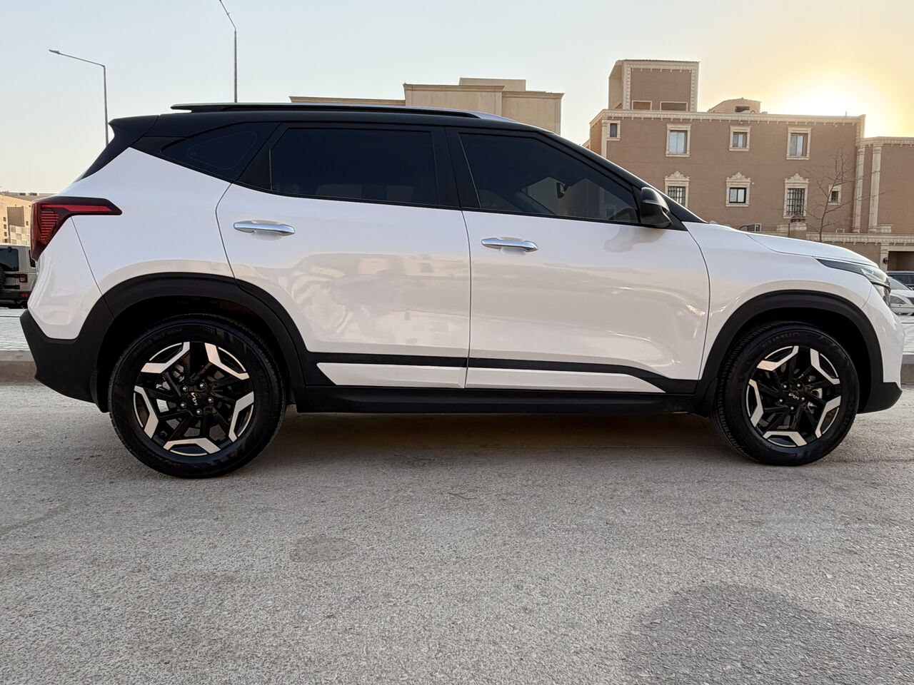 Riyadh, Vehicles, Cars & Trucks , SAR 65000,  Kia Seltos,  2024,  Automatic,  66580 KM,  Kia Selton , Clean Use