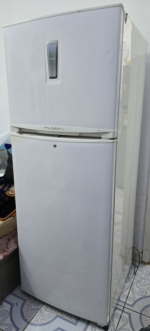 Al Murabba, Appliances, SAR 400,  Refrigerator For Sale. Toshiba - 415ltr