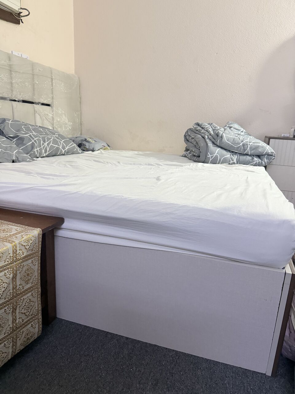 Riyadh, Furniture, SAR 1300,  Bed + Dressing Table Set For Sale