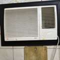 SAR 650,  WHITE WESTINGHOUSE AC FOR SALE