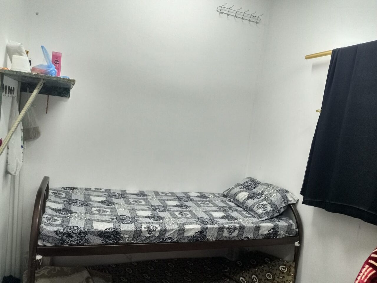 Jubail, Bedspace For Rent, SAR 250/month,  Available Bed Space For Rent Per Month 250 Sr. Only For Pakistani Nationals.
