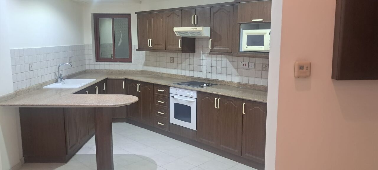 Juffair, Apts/Flats Wanted, BHD 300/year,  2 BR,  Fully Furnished 2-Bedroom Apartment For Rent