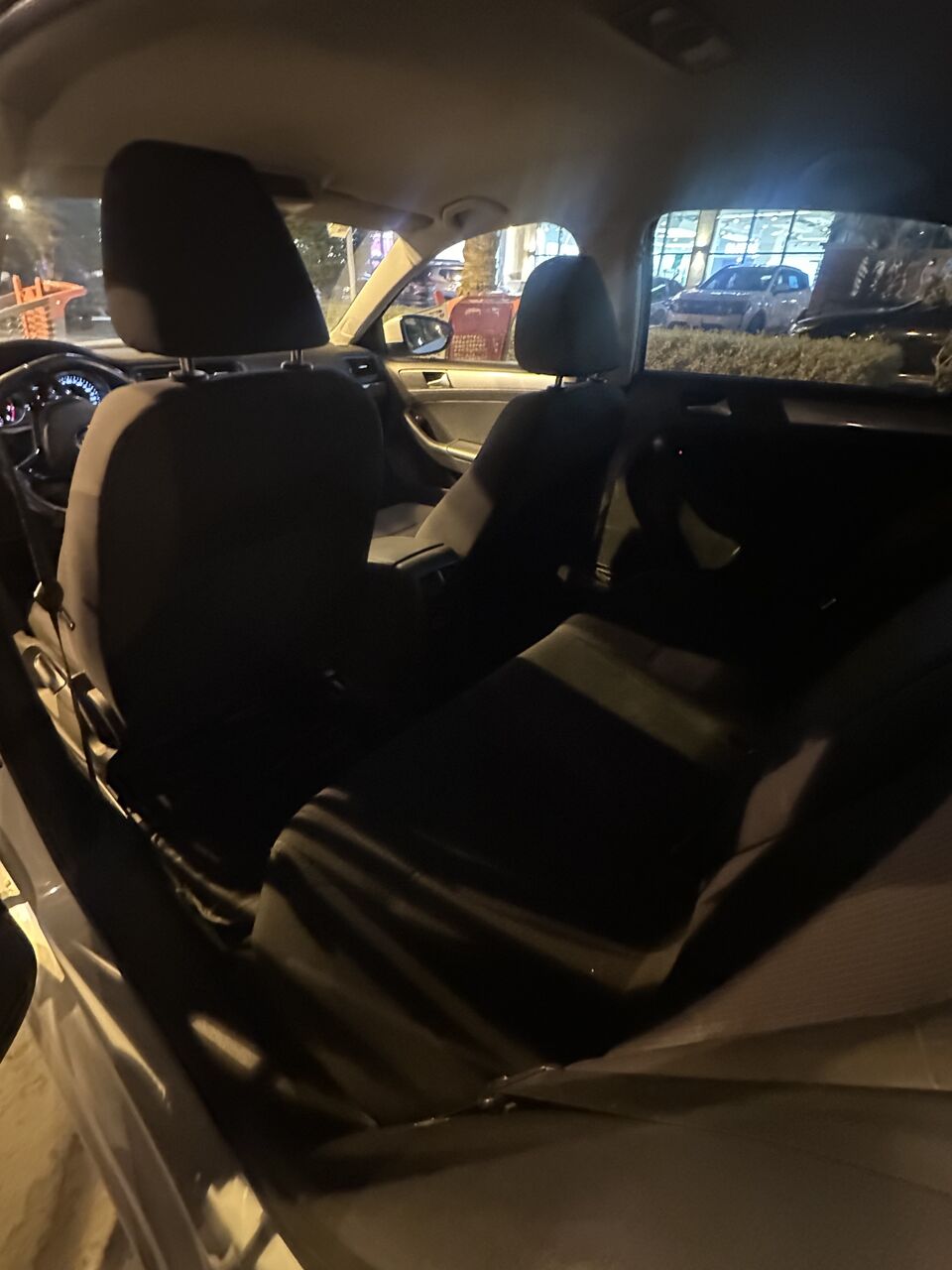 Riyadh, Vehicles, Cars & Trucks , SAR 20000,  Volkswagen Jetta,  2015,  Automatic,  260278 KM,    For Sale