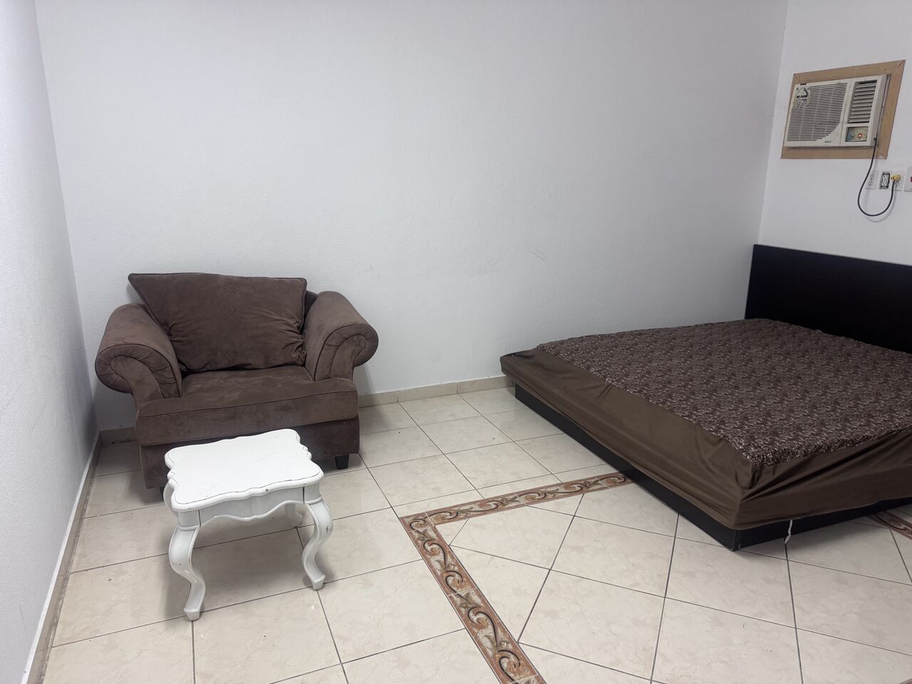 Khobar, Rooms for Rent, SAR 1100/month,  Furnished,  Very Big And Suspicious Room Attach Bathroom