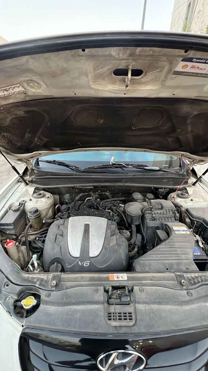 Riyadh, Vehicles, Cars & Trucks , SAR 20000,  Hyundai Santa Fe,  2012,  Automatic,  400000 KM,  HYUNDAI SENTAFE