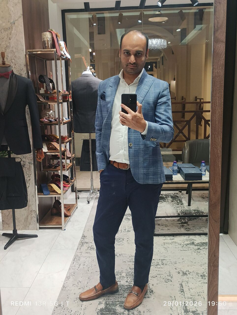 Manama City Centre, Job Seekers, Looking For Job Related Senior Sales Executive In Retail And Fashion