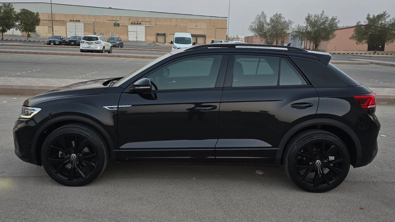 Riyadh, Vehicles, Cars & Trucks , SAR 68500,  Volkswagen Tiguan R,  2023,  Automatic,  44000 KM,  For Sale: Volkswagen T-Roc R