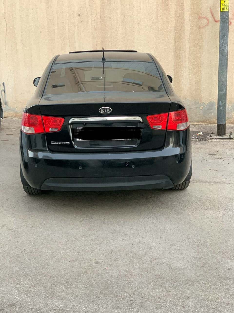Riyadh, Vehicles, Cars & Trucks , SAR 17000,  Kia Cerato,  2010,  Automatic,  295000 KM,  For Sale:   &ndash; Full Option