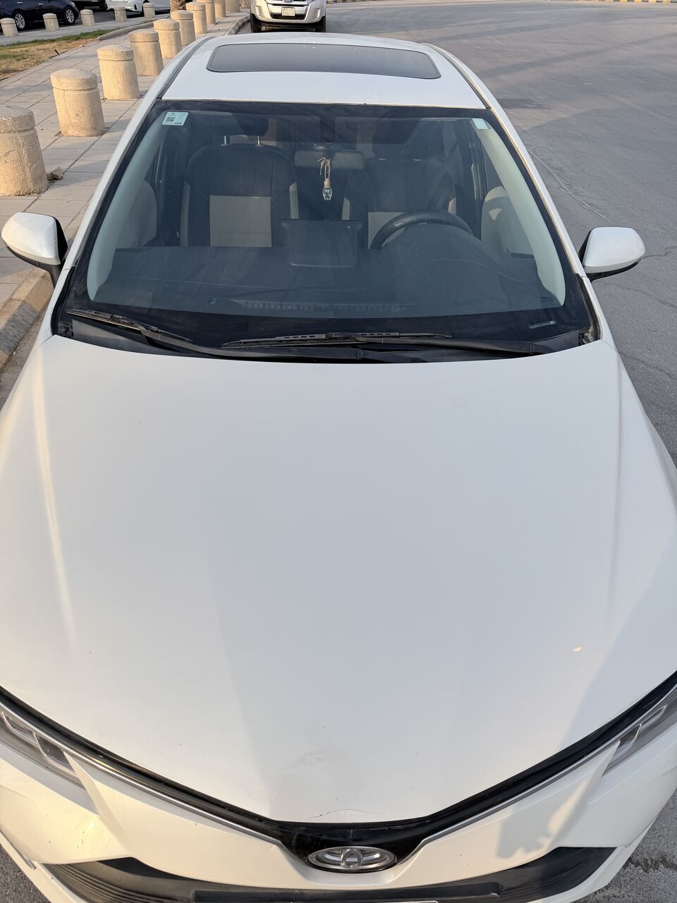 Riyadh, Vehicles, Cars & Trucks , SAR 42000,  Toyota Corolla 1.6 Xli Executive Moonroof Edition White,  2020,  Automatic,  110026 KM,