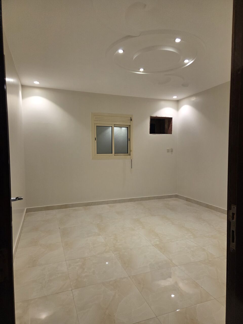 Jeddah, Apartments, Flats, Houses & Villas, SAR 1100/month,  1 BR,  ഒറ്റമുറി ബാത്രൂം അറ്റാച്ഡ് - Malayali Only