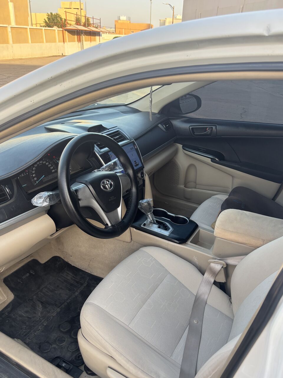 Riyadh, Vehicles, Cars & Trucks , SAR 27000,  Toyota Camry,  2013,  Automatic,  324559 KM,