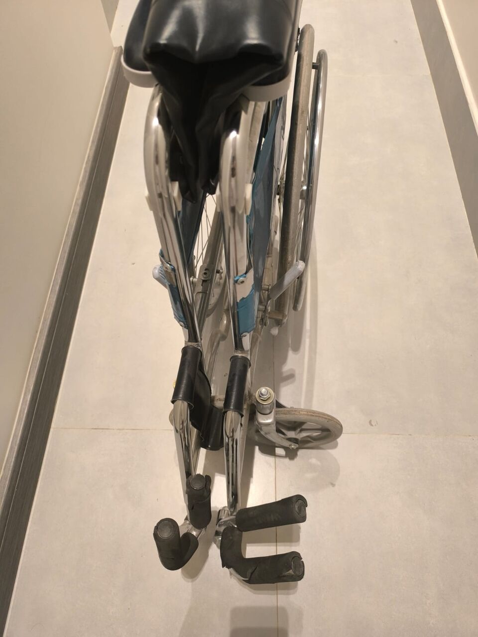 Al Mahdiyah, Materials, SAR 150,  Wheel Chair