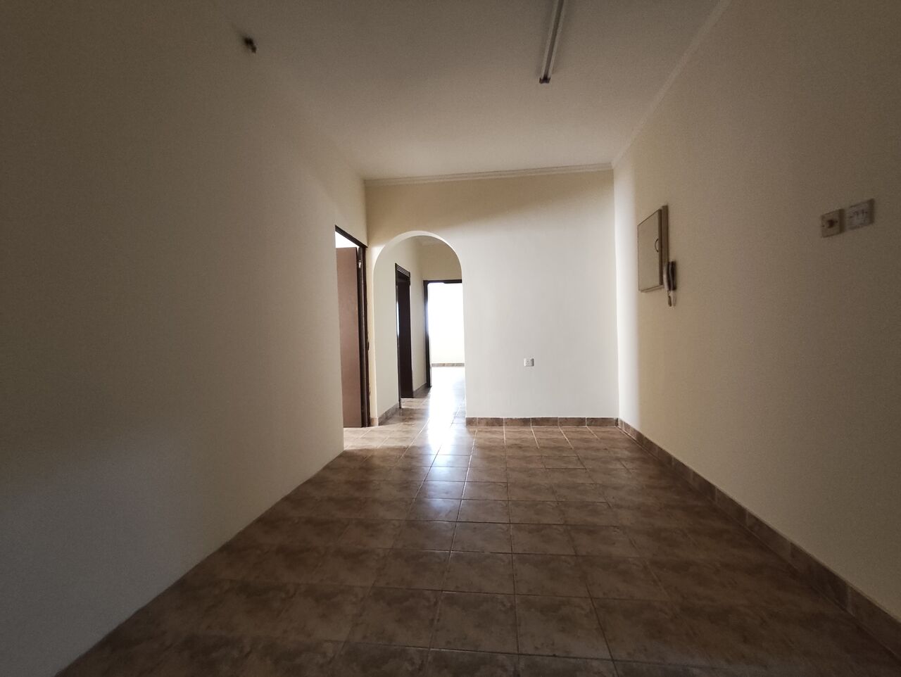 Tubli, Apartments, Flats, Houses & Villas, BHD 220/year,  4 BR,  Tubli:- 4Bhk Unfurnished Flat On Rent..