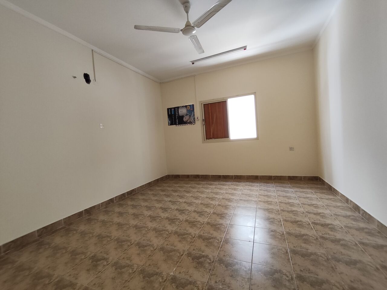 Tubli, Apartments, Flats, Houses & Villas, BHD 220/year,  4 BR,  Tubli:- 4Bhk Unfurnished Flat On Rent..
