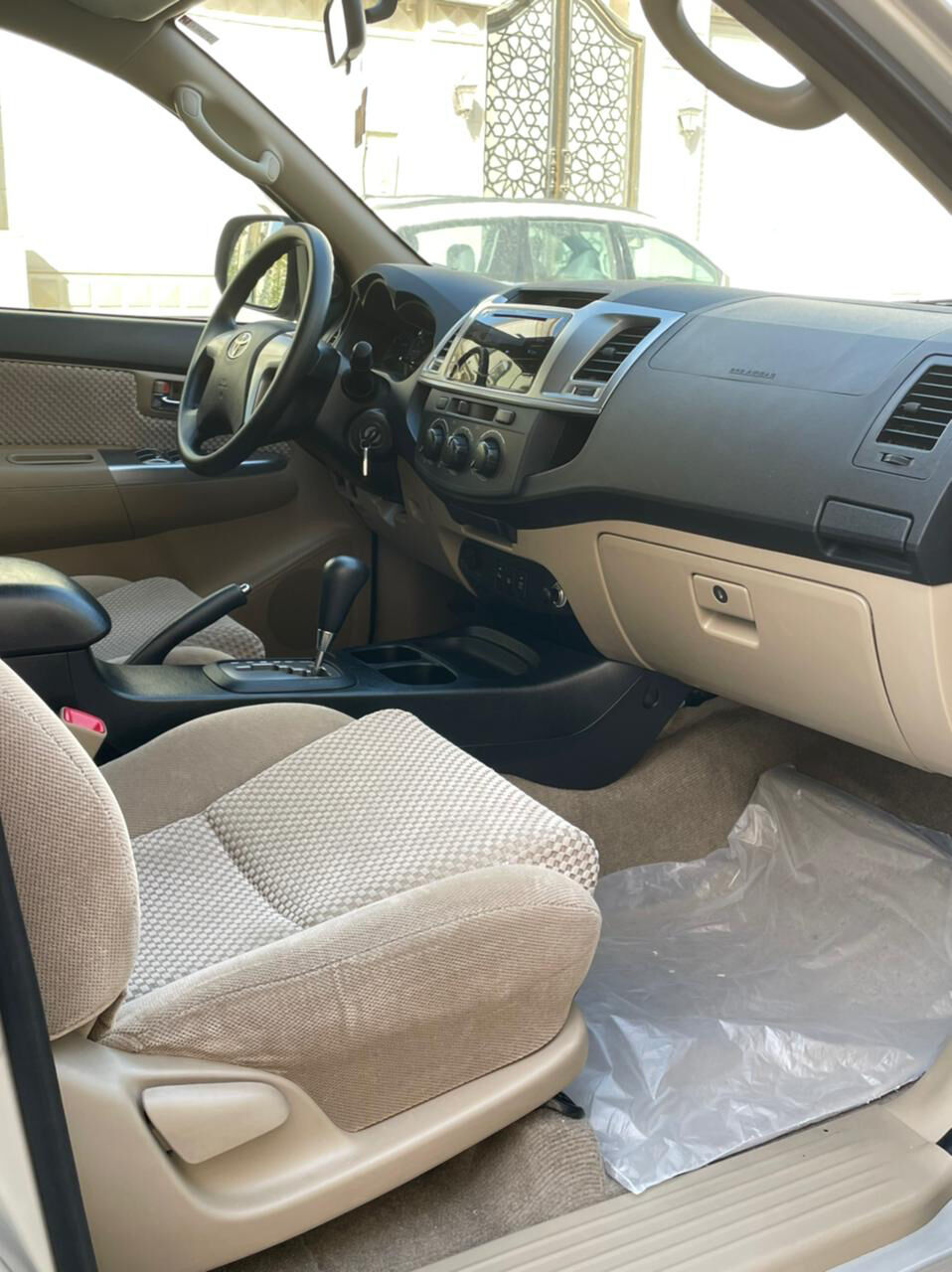 Khobar, Vehicles, Cars & Trucks , SAR 65000,  Toyota Fortuner,  2013,  Automatic,  140000 KM,   . Only 140k Kms. NO Accidents All Original Paint.
