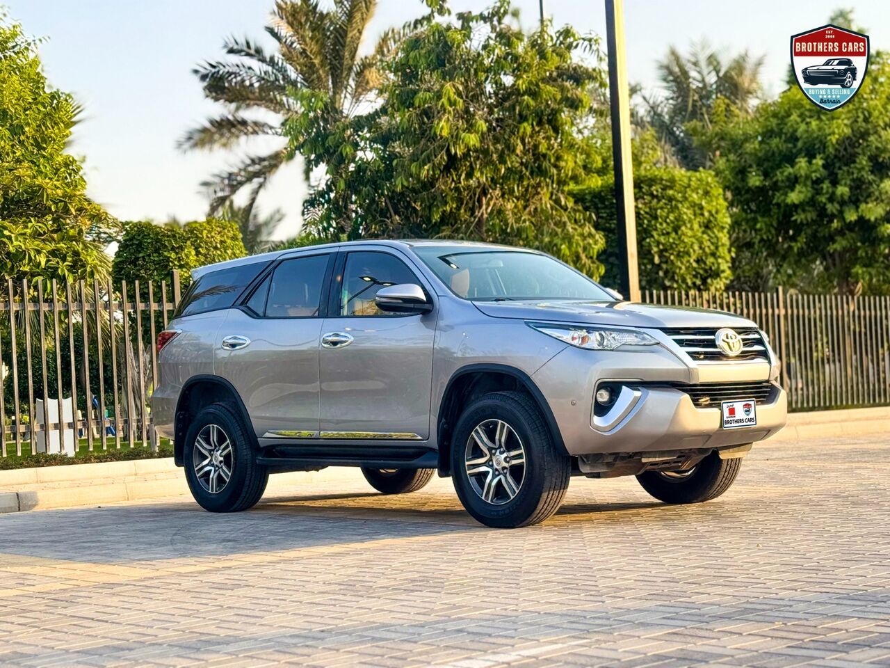 Manama, Vehicles, Cars & Trucks , BHD 100,  TOYOTA FORTUNER,  2016,  Automatic,  184000 KM,   4 CYL  MODEL FOR SALE