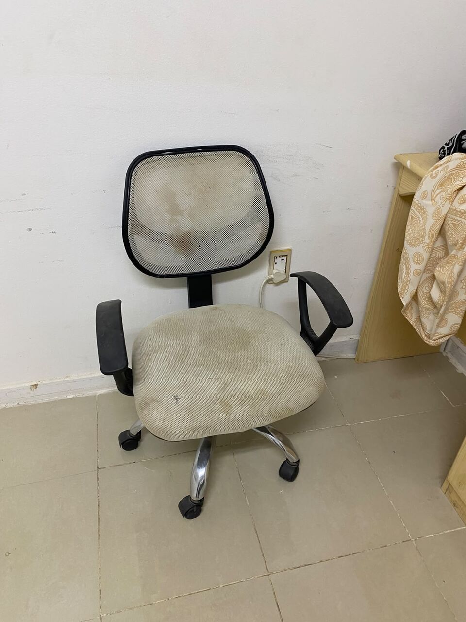 Yanbu, Furniture, SAR 1,  House Hold Items