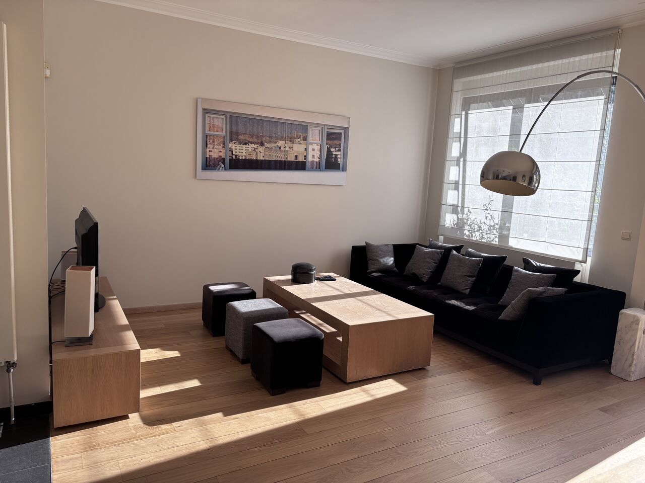 Brussels, Apartments, Flats, Houses & Villas, EUR 1700250/month,  Furnished,  1 BR,  110m2 1 Chambre Meubl&eacute; Super &Eacute;quip&eacute; Avec Magnifique Terrasse